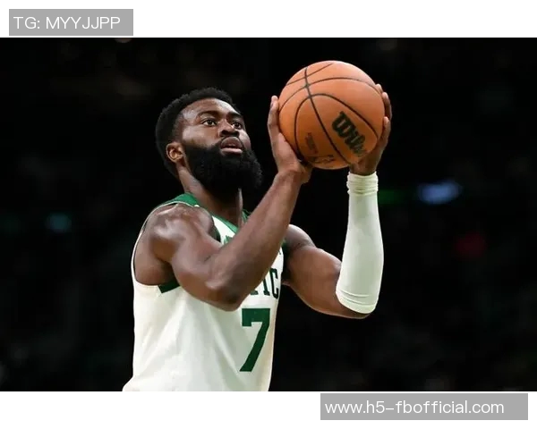 左腿筋紧张导致退赛马祖拉尚未收到完整伤情报告杰伦布朗表示他状态良好