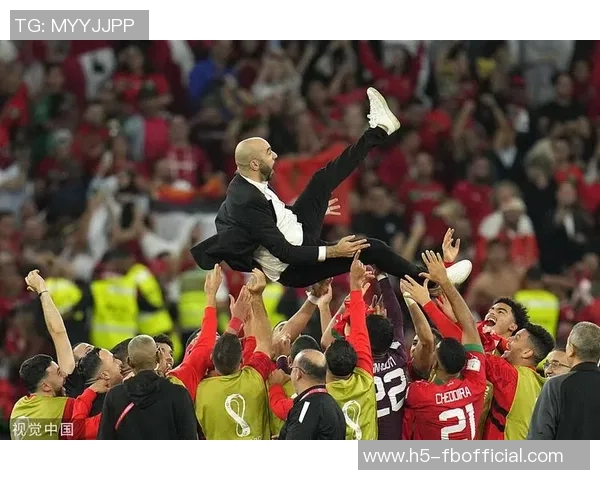 雷格拉吉赞巴黎提早召阿什拉夫入队称纳赛尔为绅士 雷格拉吉赞巴黎提早召阿什拉夫入队称纳赛尔为绅士