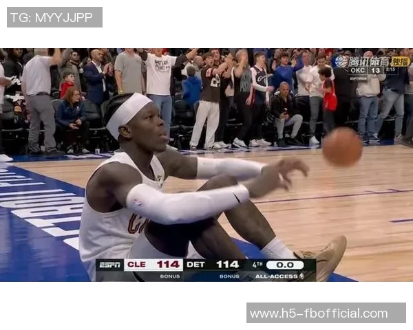 骑士主帅冒险选择犯规策略詹金斯三罚全中引发热议 骑士主帅冒险选择犯规策略詹金斯三罚全中引发热议