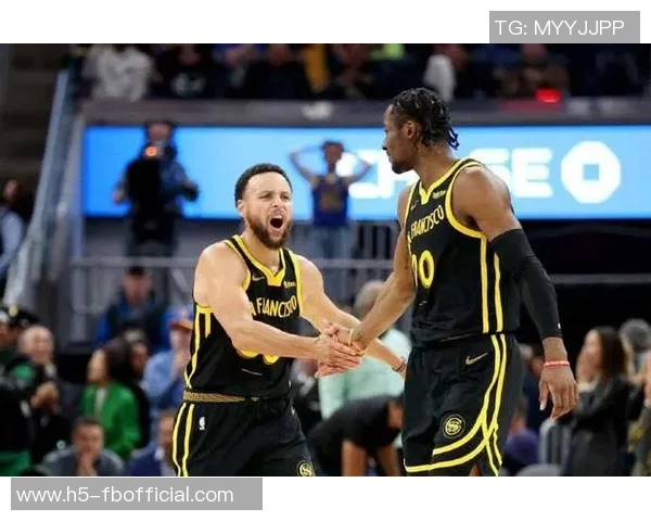 勇士力克对手终结连败库里追梦巴特勒同框庆祝胜利 勇士力克对手终结连败库里追梦巴特勒同框庆祝胜利